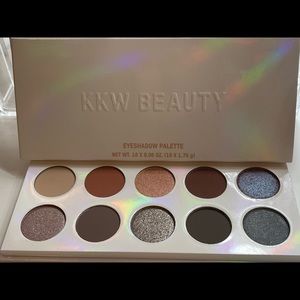 KKW Beauty Crystallized Eyeshadow Palette